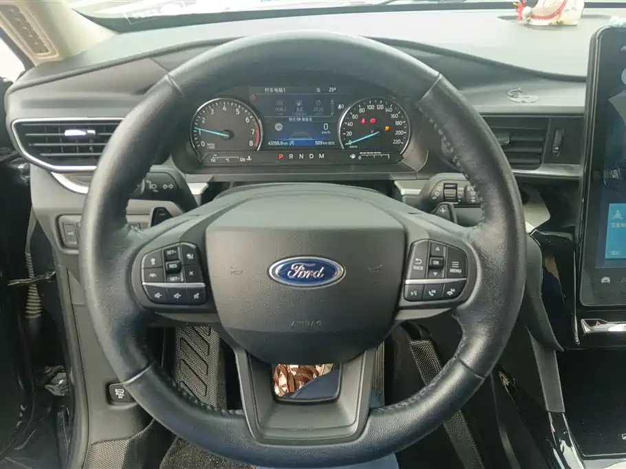 Ford Explorer 2022 — фото 15