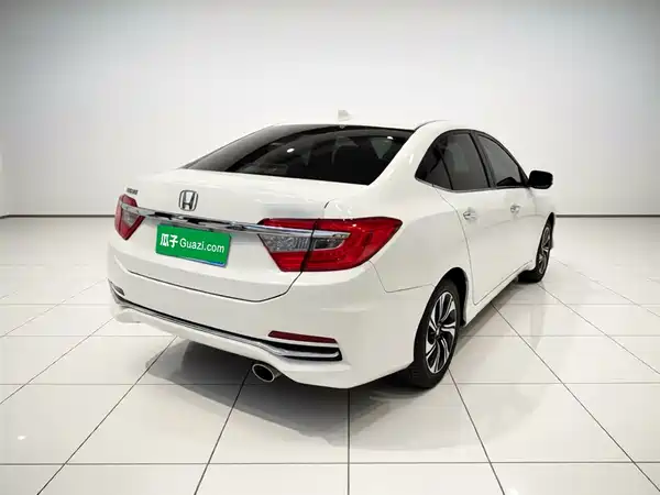 Honda Crider 2016