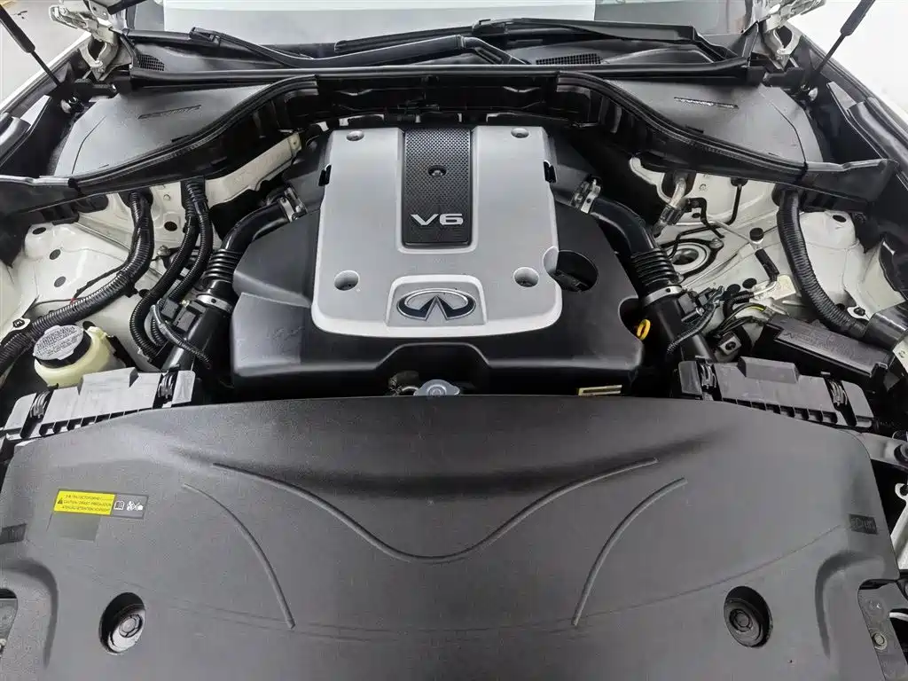 Infiniti Q70 2017