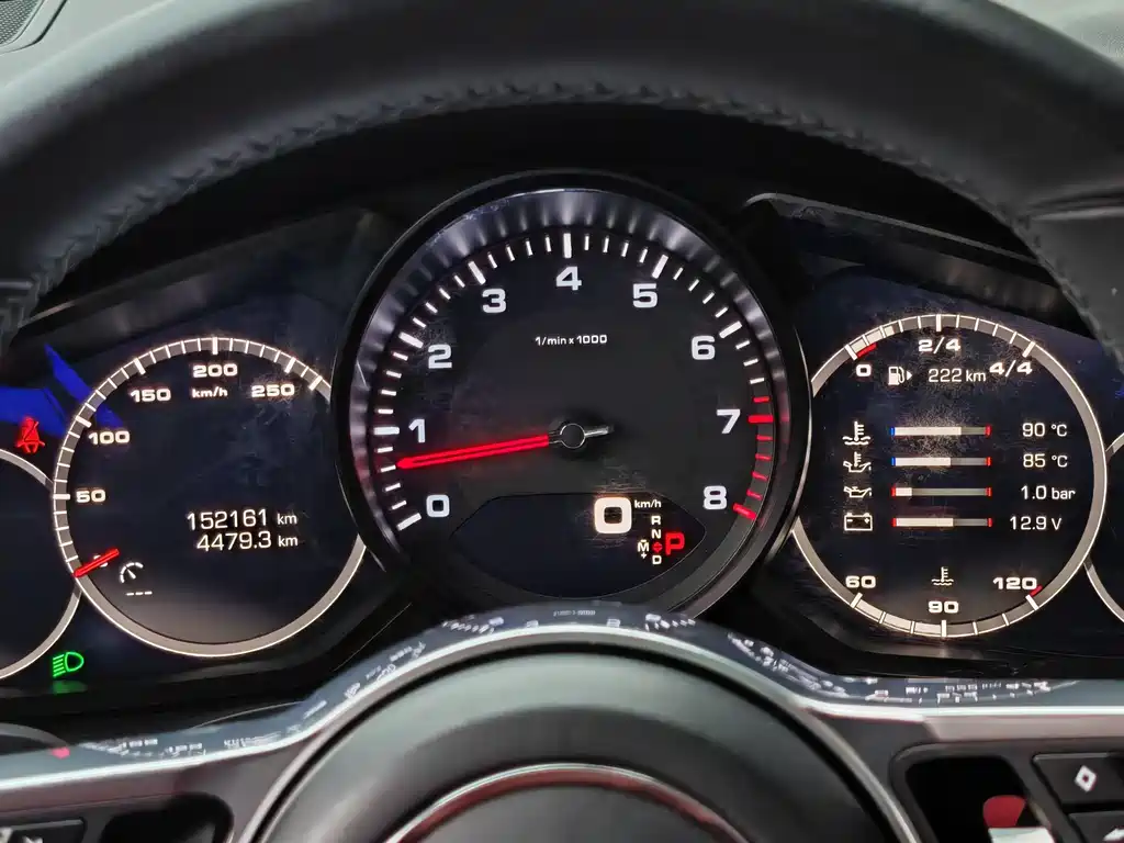 Porsche Cayenne 2019 — фото 11
