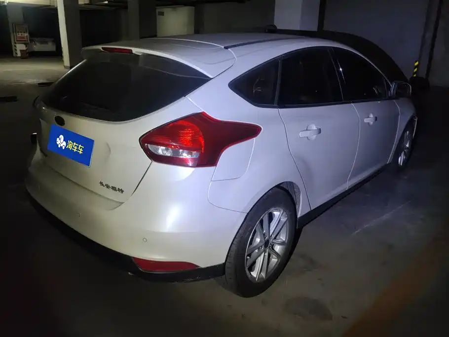 Ford Focus 2015