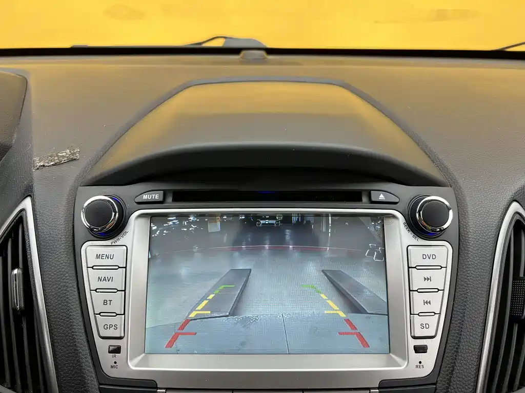 Hyundai ix35 2014 — фото 15