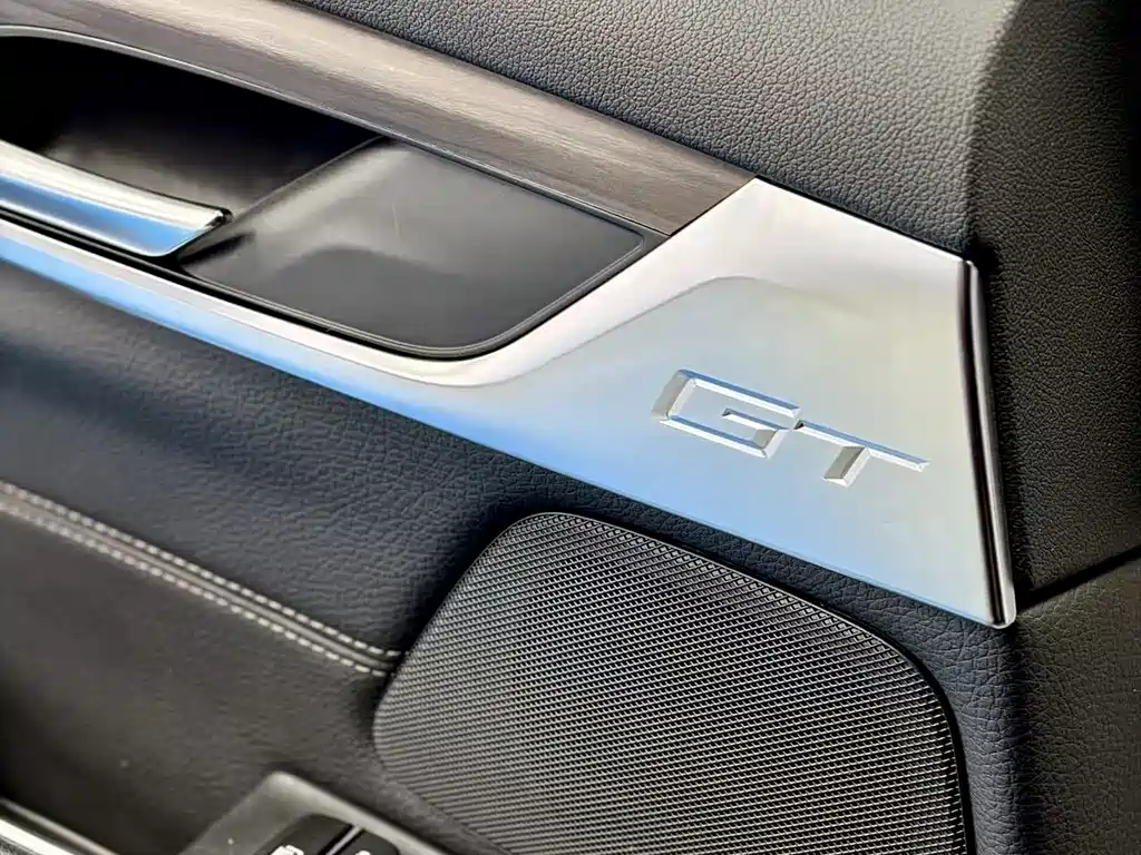 BMW 6 Series GT 2018 — фото 14