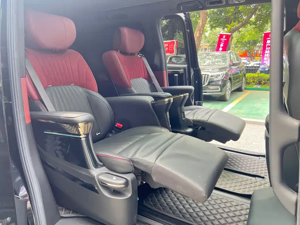 GAC Motor Trumpchi M8 2023 — фото 12