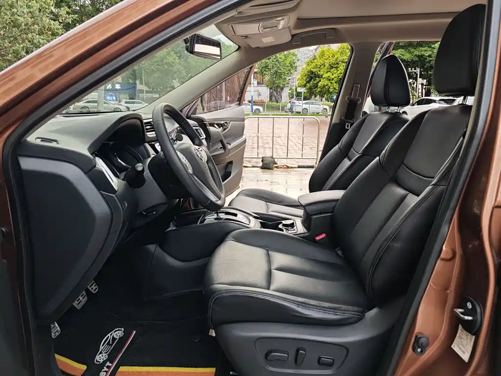 Nissan X-Trail 2014