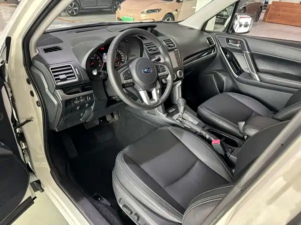 Subaru Forester 2016