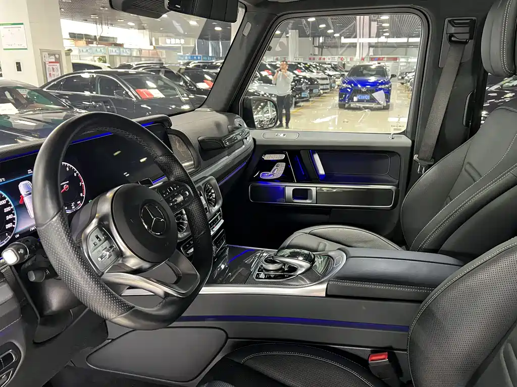 Mercedes-Benz G-Class 2022 — фото 16