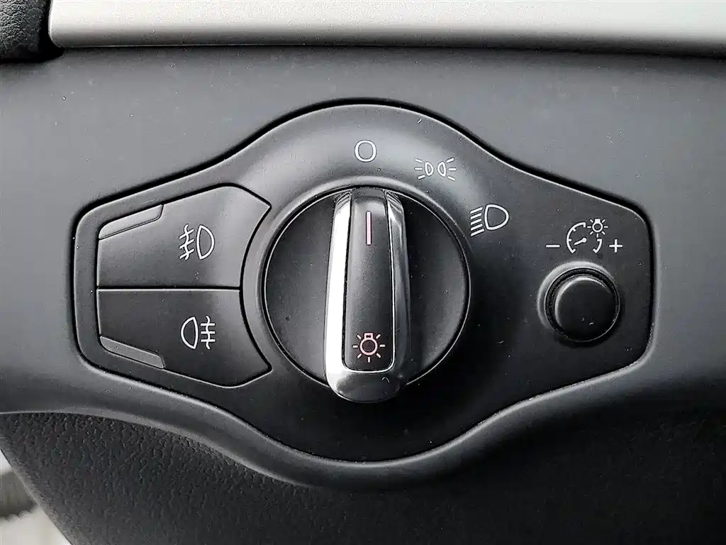 Audi A4L 2013 — фото 21