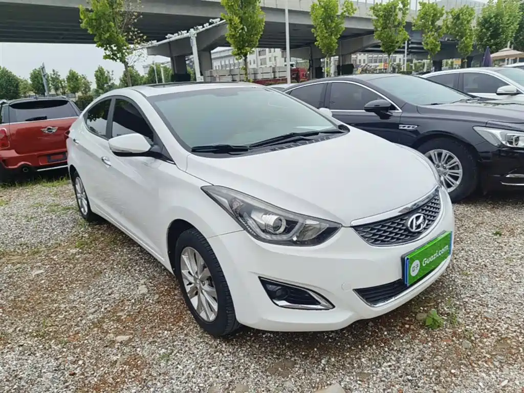 Hyundai Elantra Langdong 2016 — фото 4