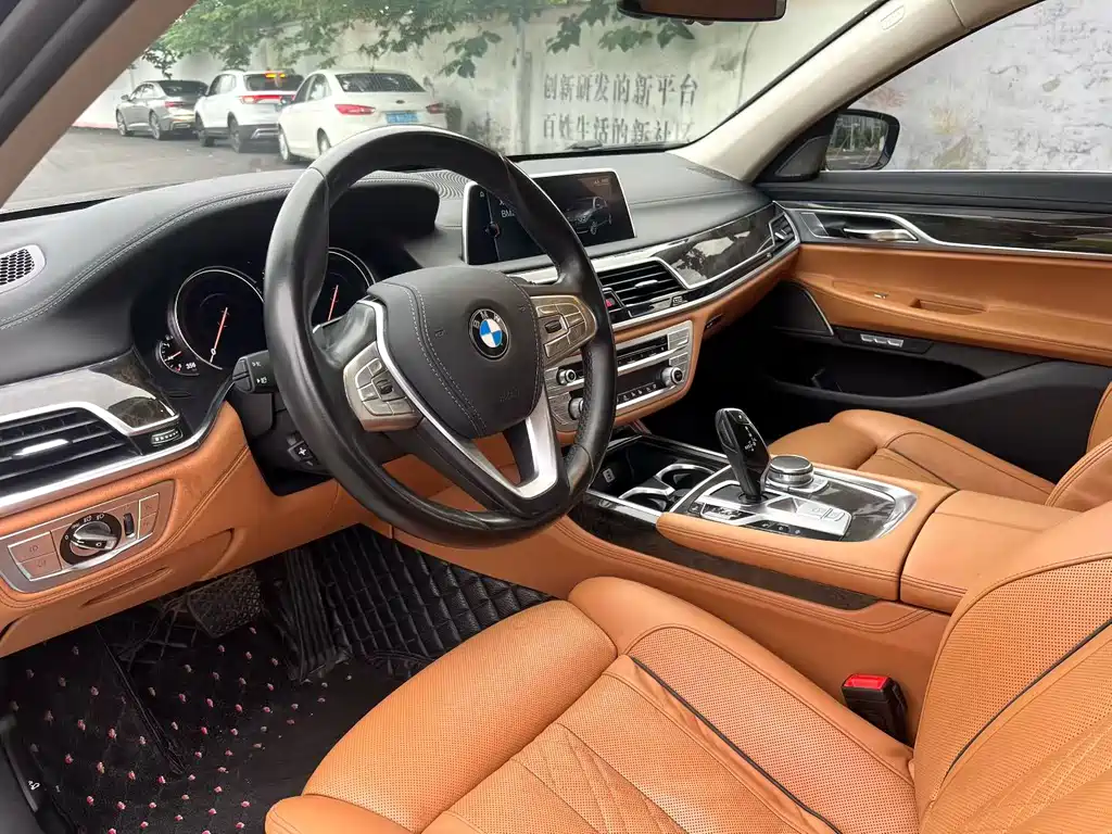 BMW 7 Series 2016 — фото 4