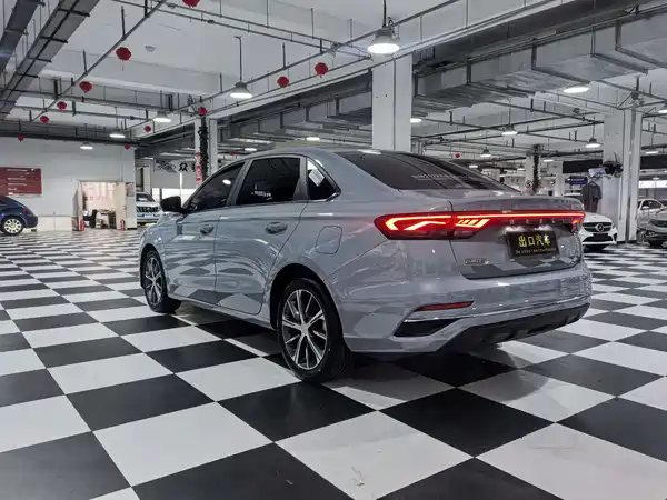 Geely Emgrand 2024