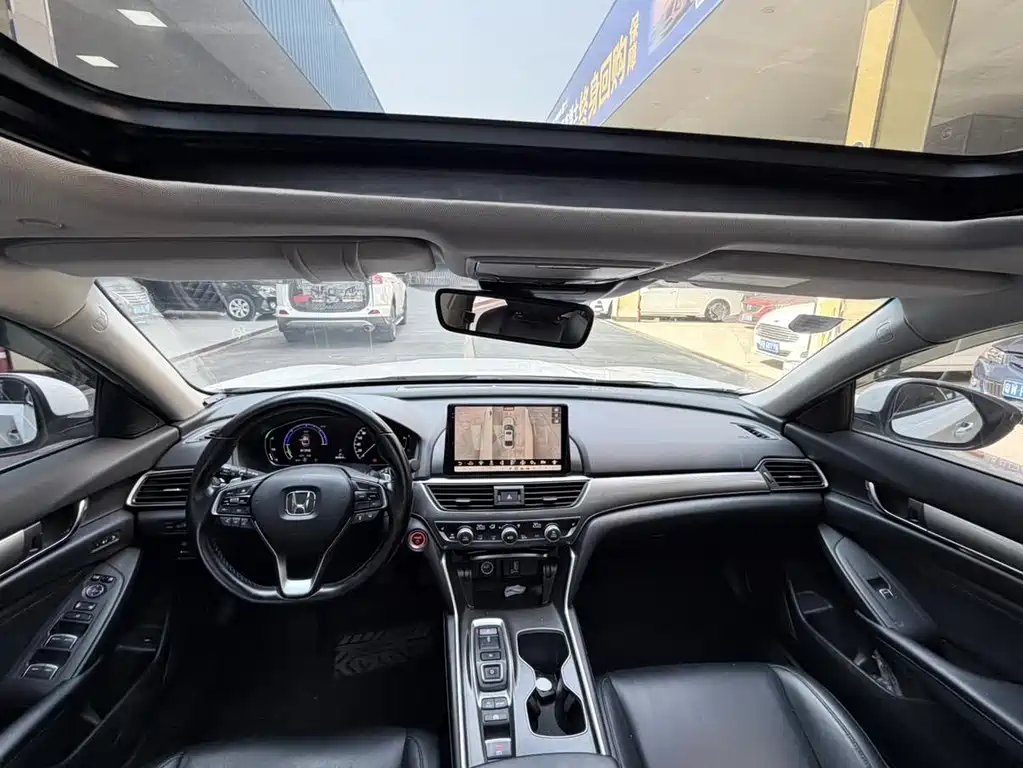 Honda Accord 2019 — фото 4