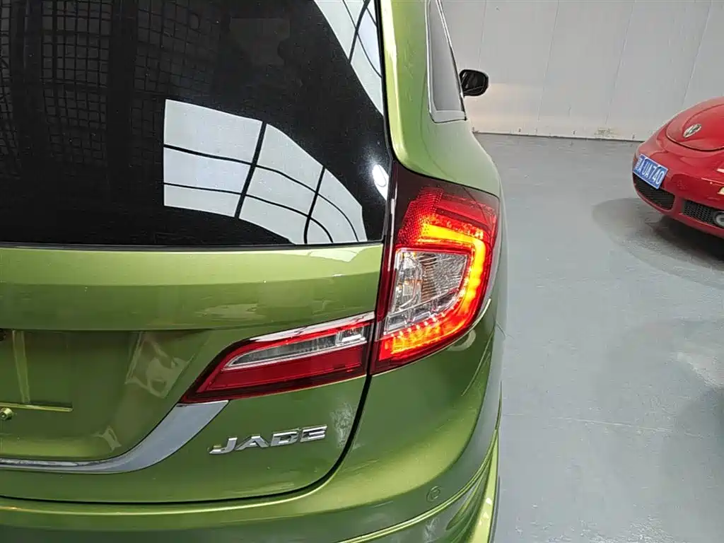 Honda Jade 2016 — фото 8