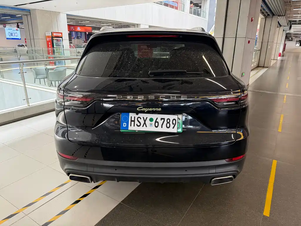 Porsche Cayenne Hybrid 2022 — фото 6