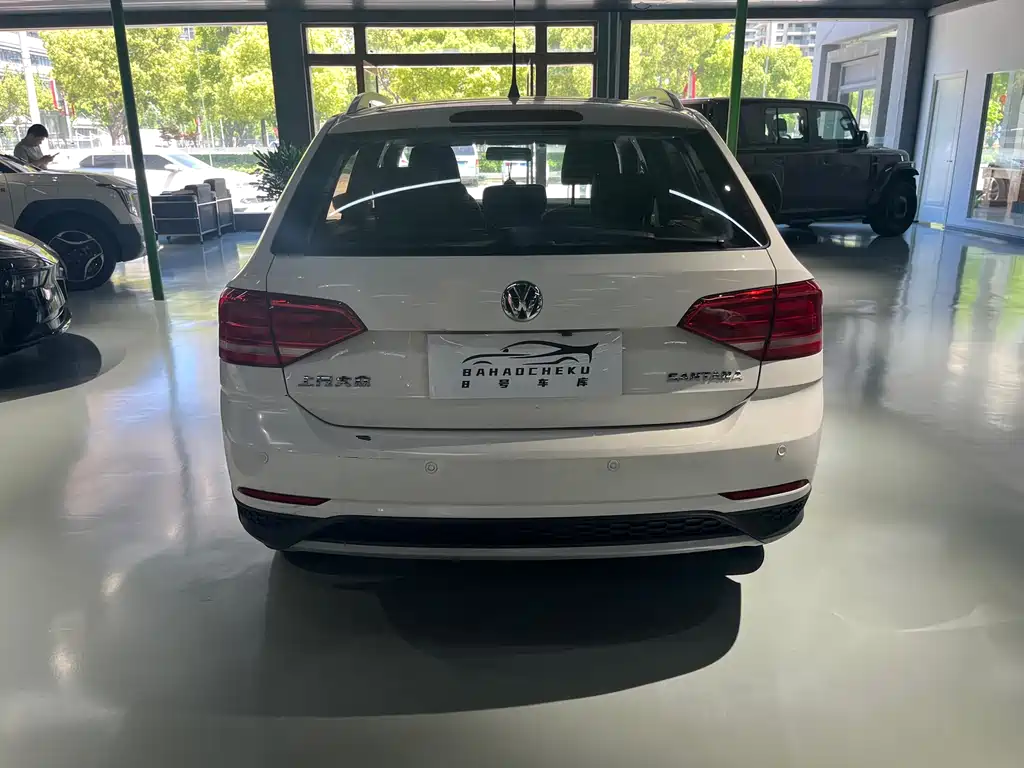 Volkswagen Santana 2016