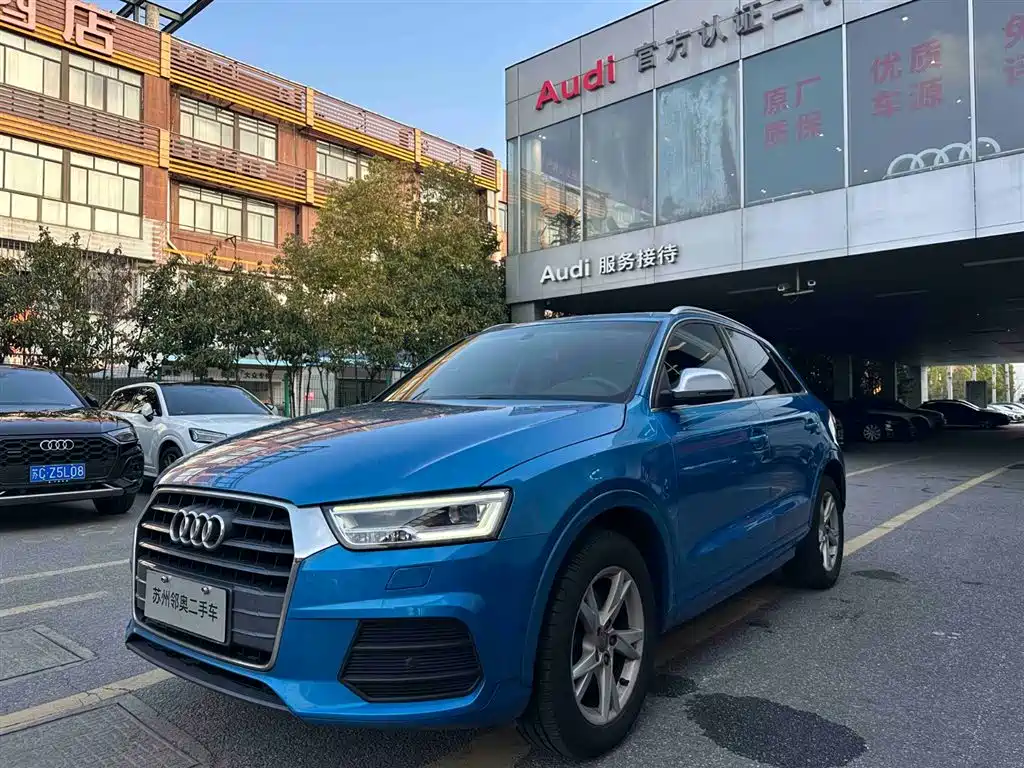 Audi Q3 2018 — фото 1