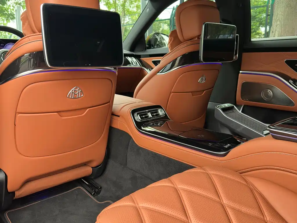 Mercedes-Benz S-Class 2023 — фото 17