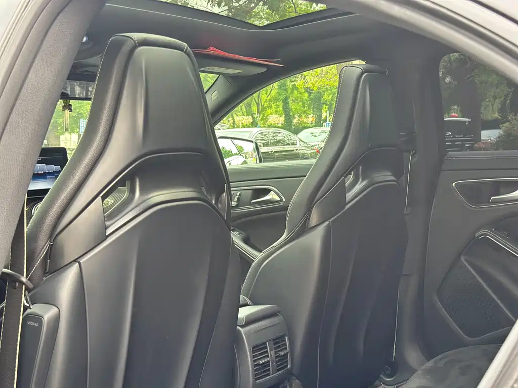 Mercedes-Benz CLA AMG 2019 — фото 31