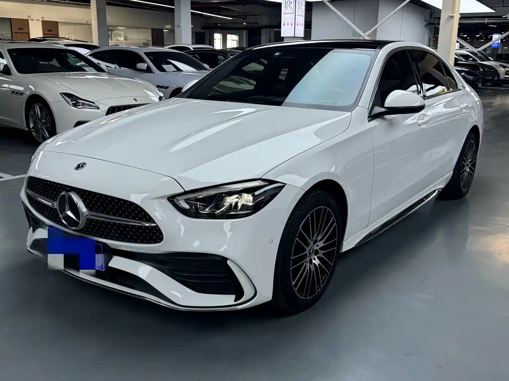 Mercedes-Benz C-Class 2025