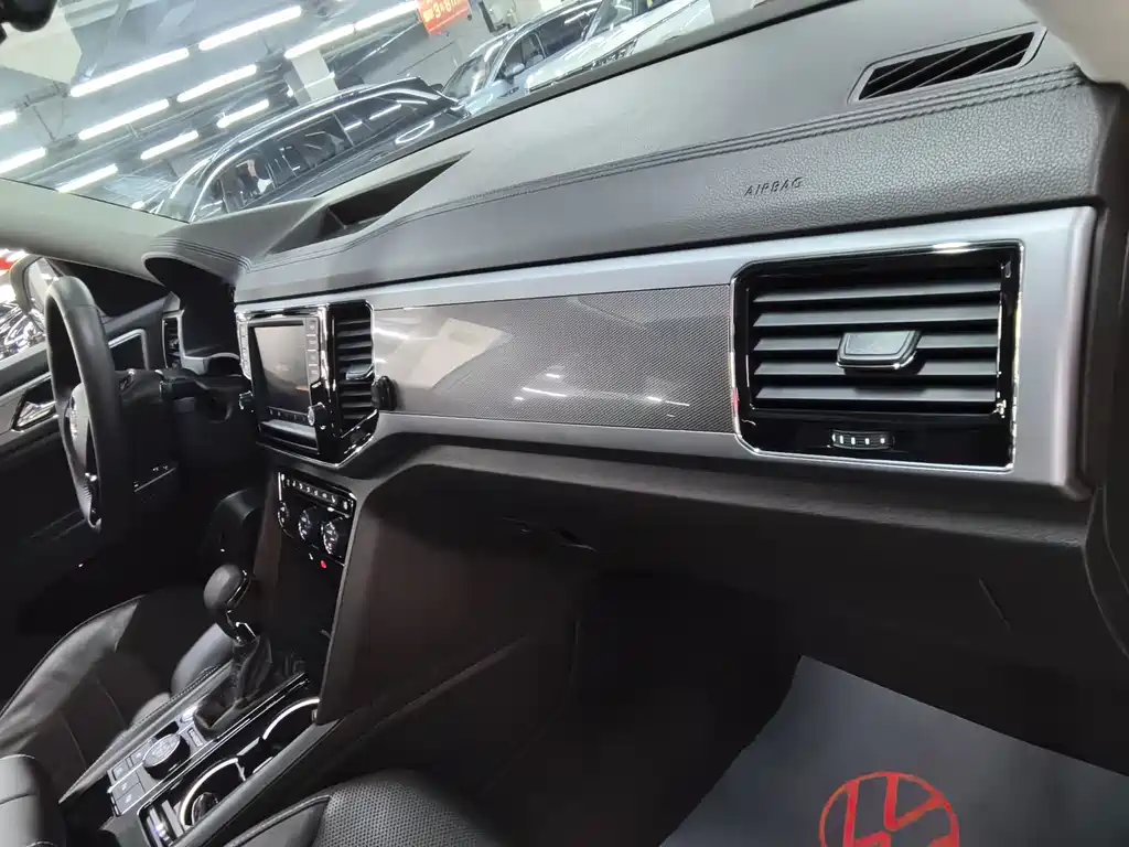 Volkswagen Teramont 2018 — фото 13