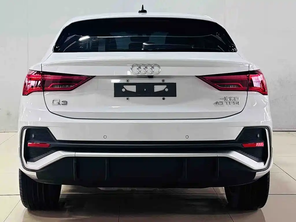 Audi Q3 Sportback 2021 — фото 7