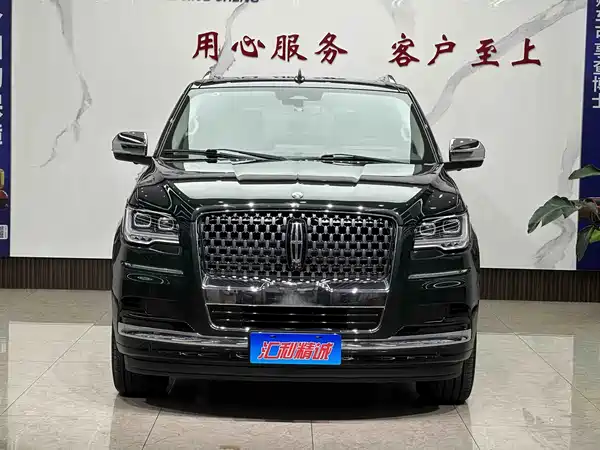 Lincoln Navigator 2022