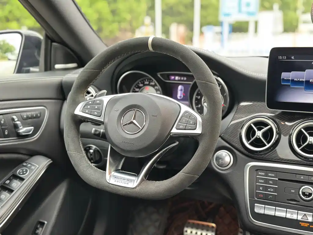 Mercedes-Benz CLA AMG 2019 — фото 34