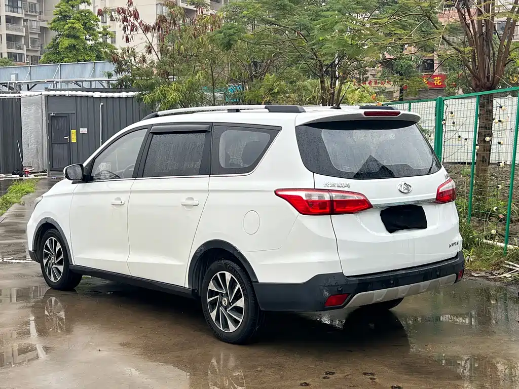 Changan Auchan A800 2017 — фото 4