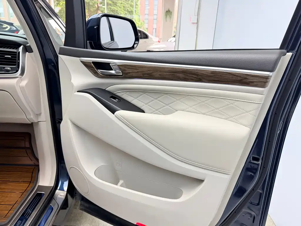 GAC Motor Trumpchi M8 2019 — фото 21
