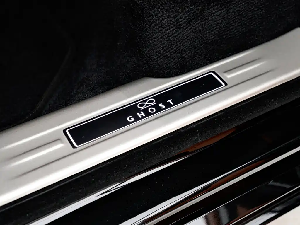 Rolls-Royce Ghost 2022 — фото 15