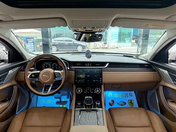 Jaguar XFL 2024