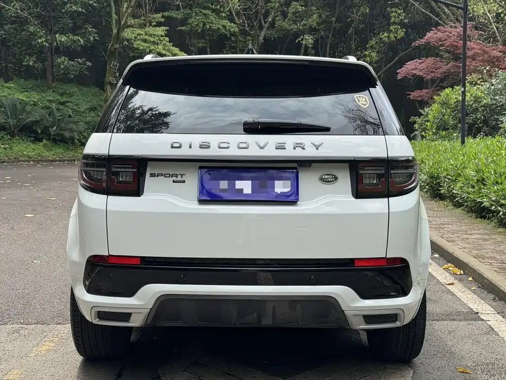 Land Rover Discovery Sport 2022 — фото 2