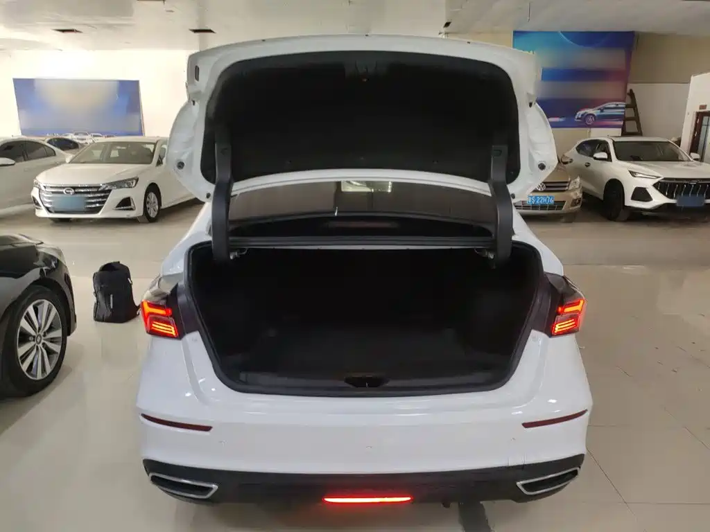 Chery Arrizo 5 PLUS 2022 — фото 15