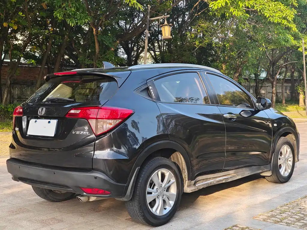 Honda Vezel 2017 — фото 13