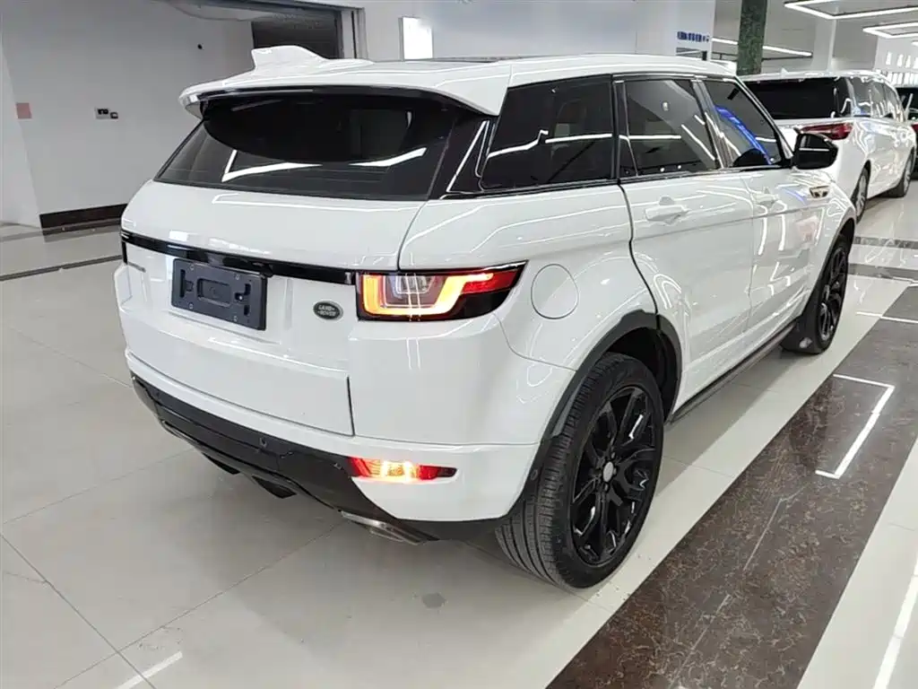 Land Rover Evoque 2018 — фото 7