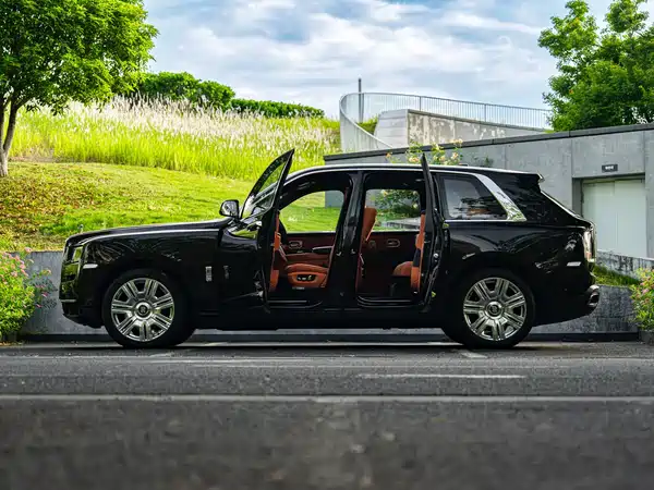 Rolls-Royce Cullinan 2018