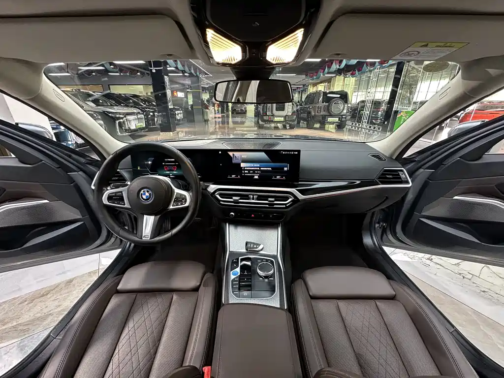 BMW i3 2022 — фото 15