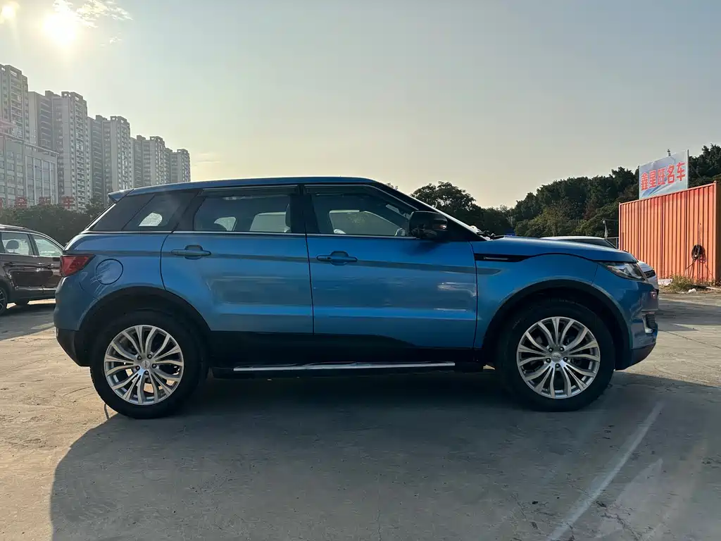 Landwind X7 2016 — фото 16