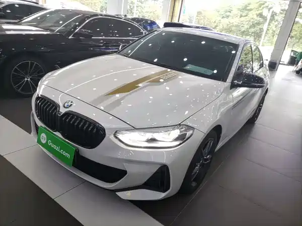 BMW 1 Series 2023