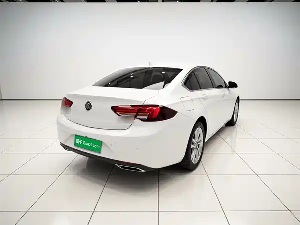 Buick Regal 2021