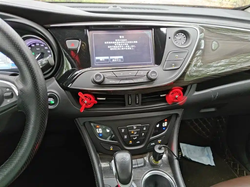 Buick Envision Plus 2018 — фото 13