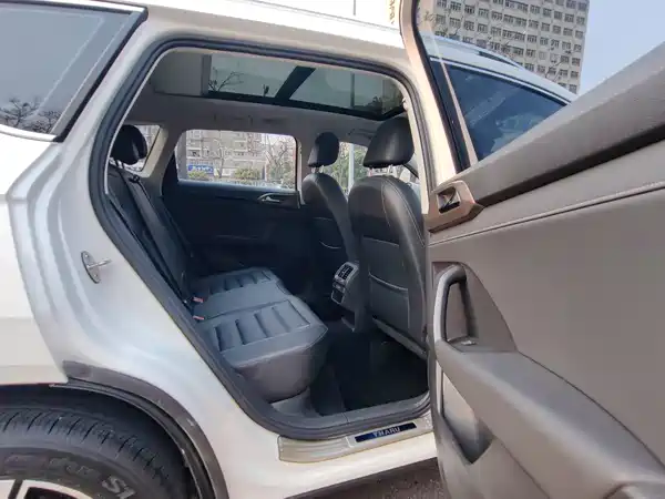 Volkswagen Tharu 2020