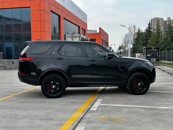Land Rover Discovery 2019