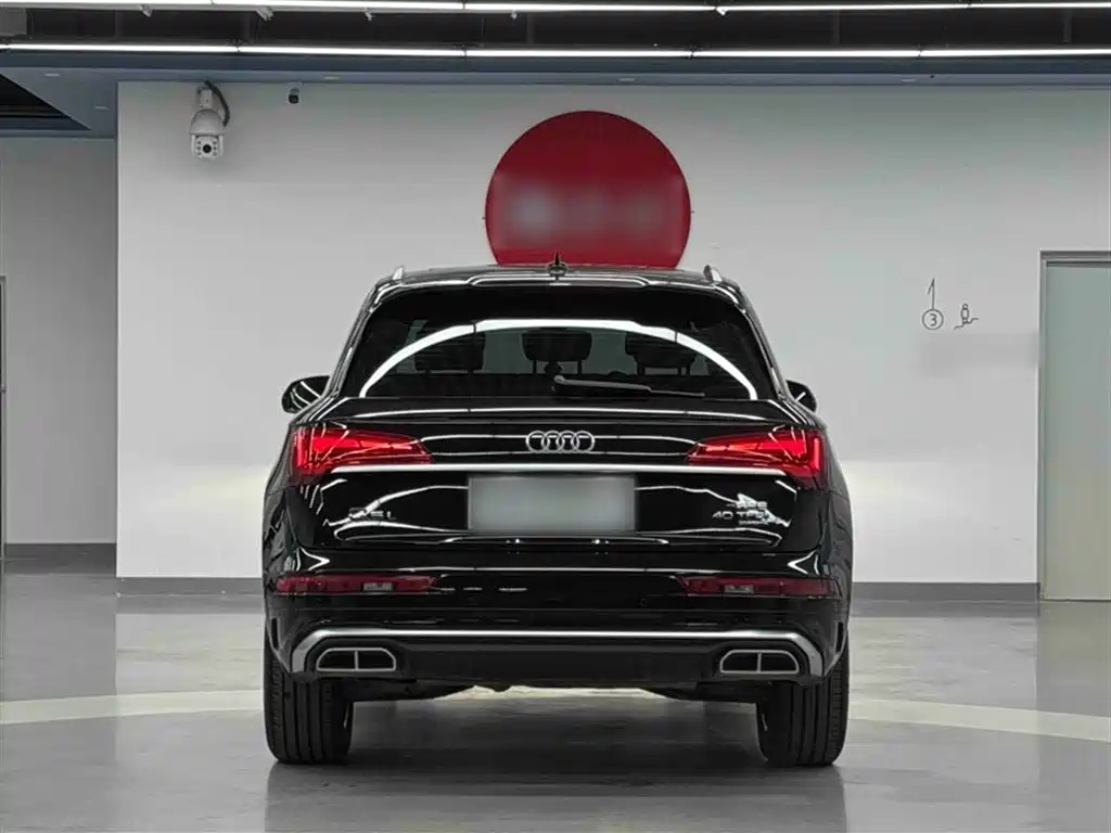 Audi Q5L 2023 — фото 15