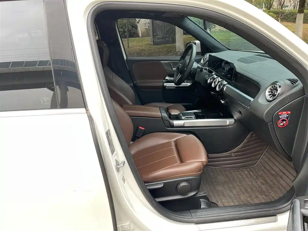 Mercedes-Benz GLB 2022 — фото 15