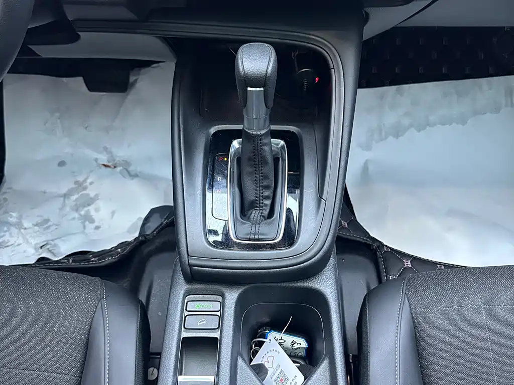 Honda Vezel 2023 — фото 17