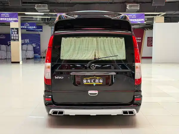 Mercedes-Benz Vito 2013