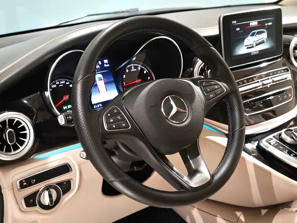 Mercedes-Benz V-Class 2020 — фото 3