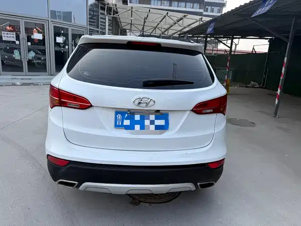 Hyundai Santa Fe 2013