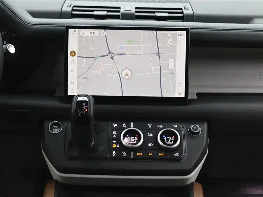 Land Rover Defender 2023 — фото 19